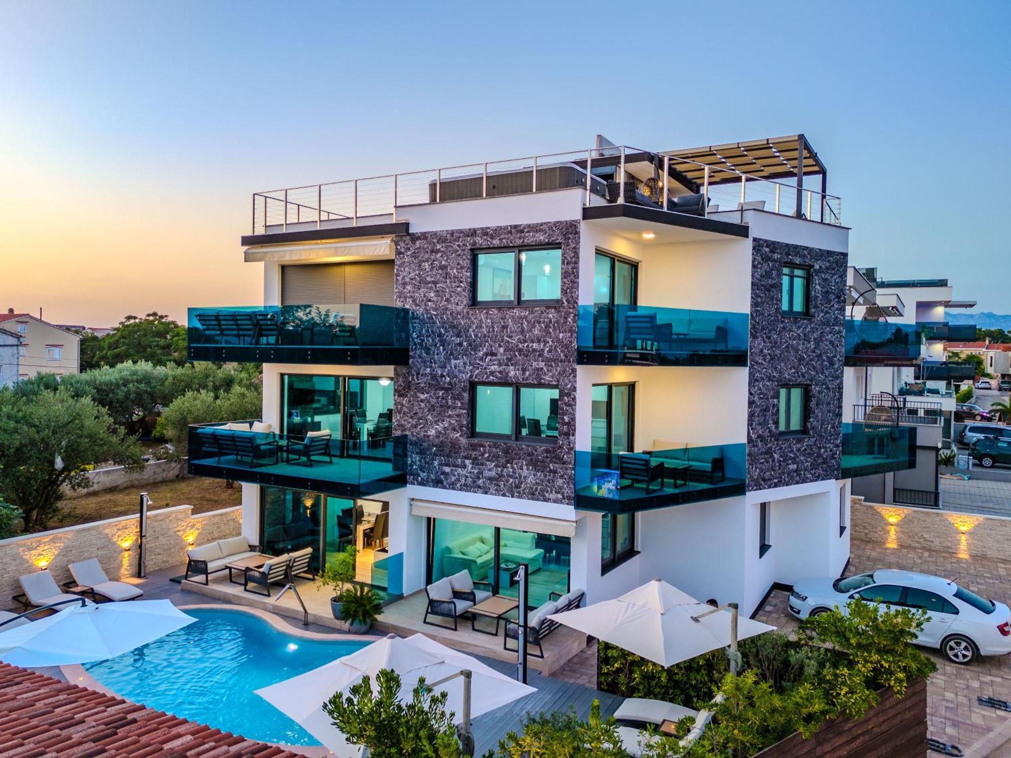 Luxury Apartments Vilamaloca Vir Bagian luar foto