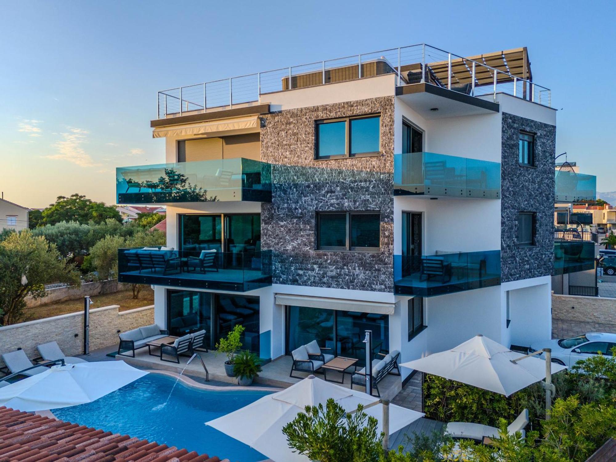 Luxury Apartments Vilamaloca Vir Bagian luar foto