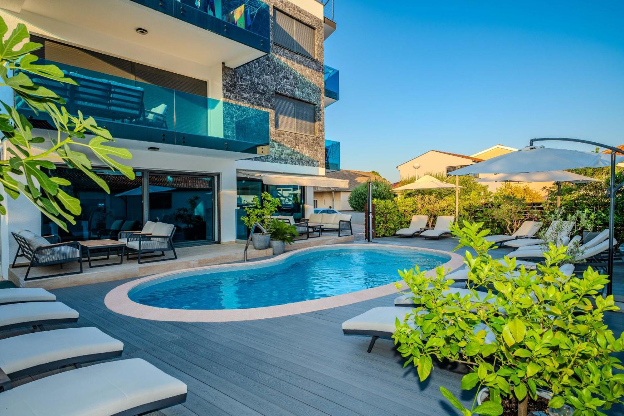 Luxury Apartments Vilamaloca Vir Bagian luar foto