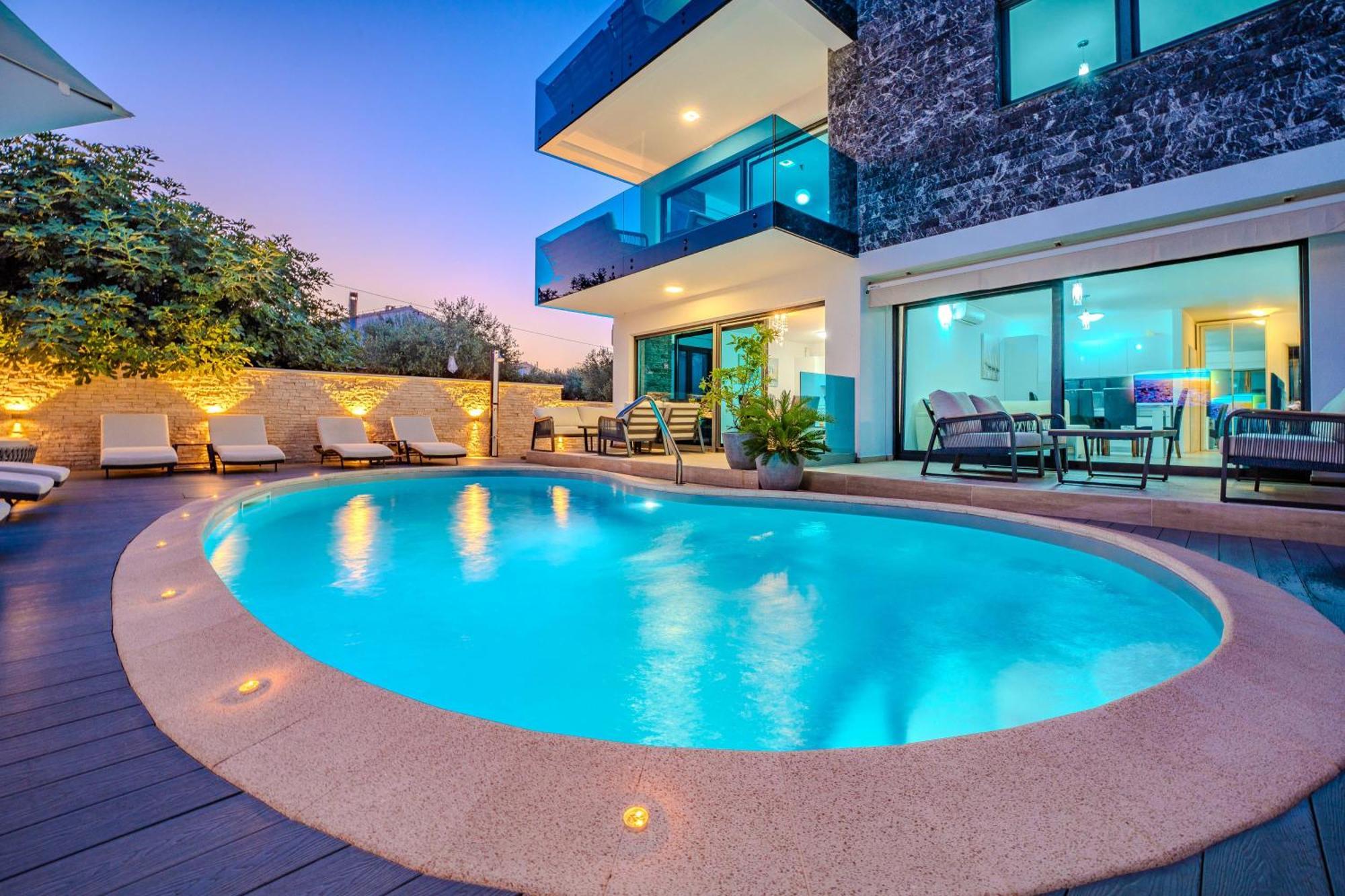 Luxury Apartments Vilamaloca Vir Bagian luar foto
