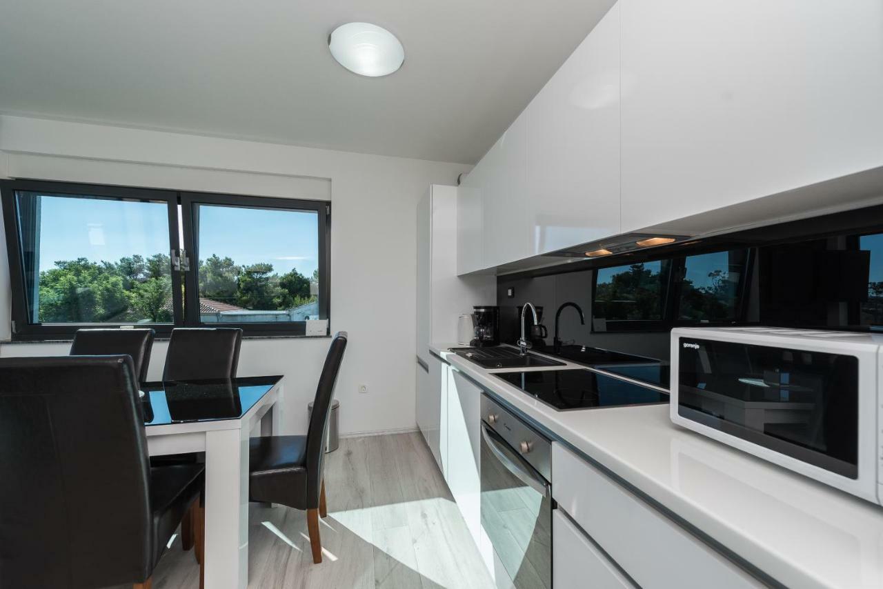 Luxury Apartments Vilamaloca Vir Bagian luar foto