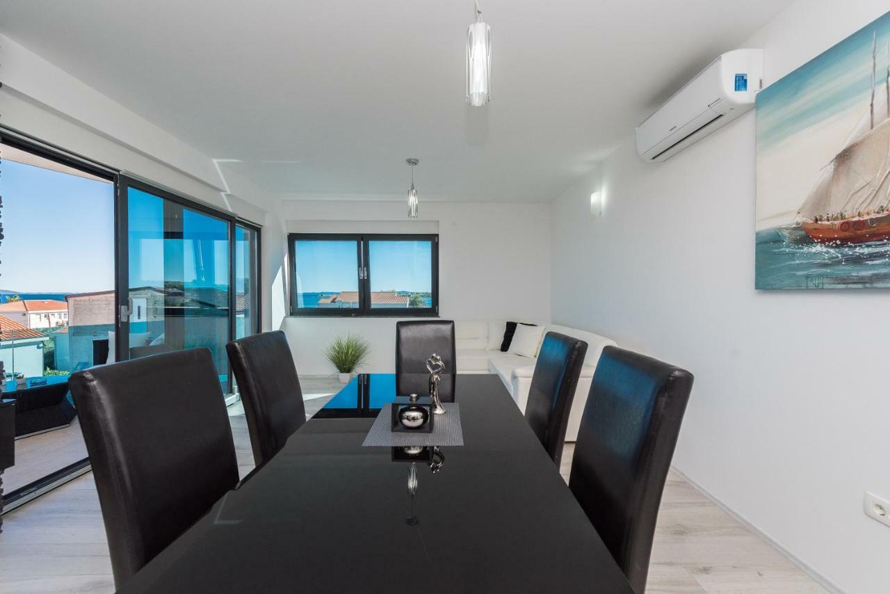 Luxury Apartments Vilamaloca Vir Bagian luar foto